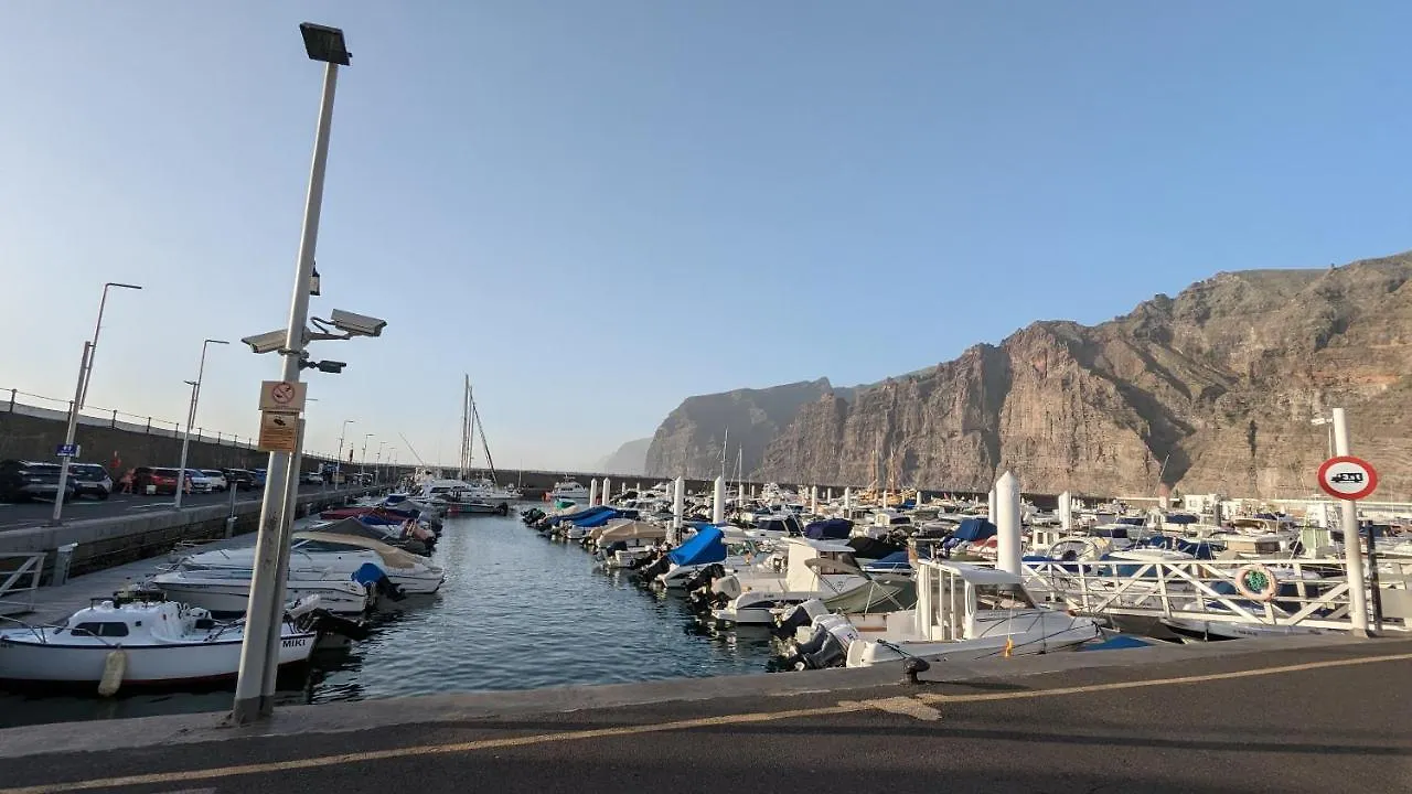 Concanas - Los Gigantes Centre Apartment Acantilado de los Gigantes 0*,  Spain